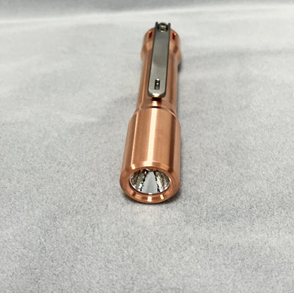 EDOLUC Glow arrow EDC Flashlight Copper Smooth Nichia 519a 4000K R9080/Samsung5000K/XPL6500K with Type-C 14500/AA Battery