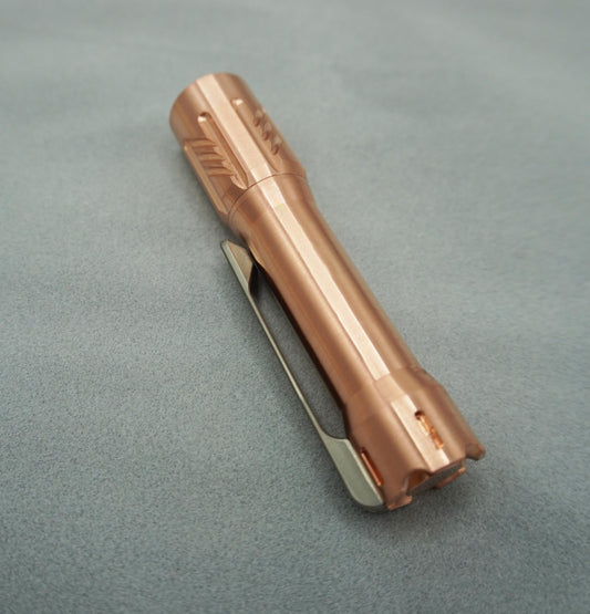 EDOLUC Glow arrow EDC Flashlight Copper Nichia 519a 4000K R9080/Samsung5000K/XPL6500K with Type-C 14500/AA Battery