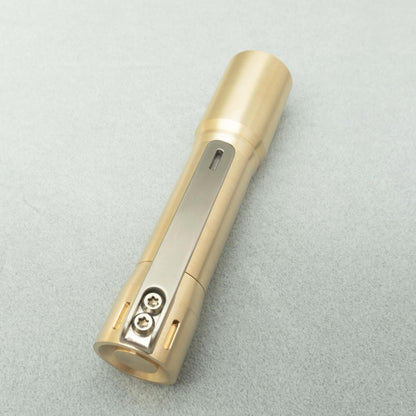 EDOLUC New Glow arrow EDC Flashlight Brass Smooth Nichia 519a 4000K R9080/Samsung5000K/XPL6500K with Type-C 14500/AA Battery